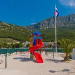 Villa Vikk In Makarska By Guide Drvenik (Split-Dalmatia)