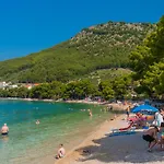 Vikk In Makarska By Guide *