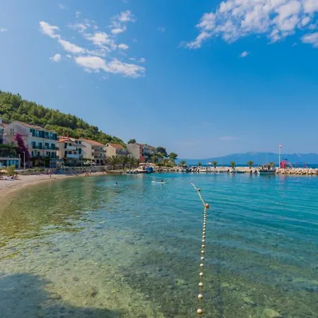 Vikk In Makarska By Guide *