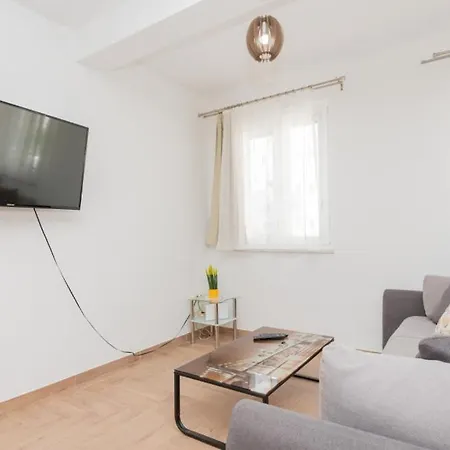 Vikk In Makarska By Guide * Gradac (Split-Dalmatia)