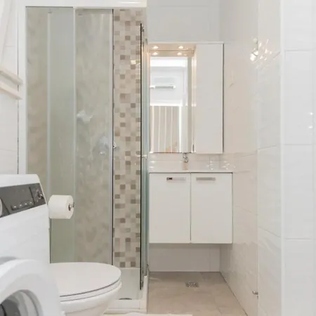 Vikk In Makarska By Guide Villa