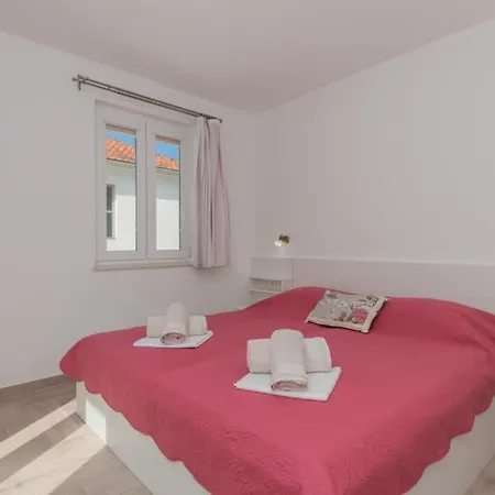 Vikk In Makarska By Guide Villa Drvenik (Split-Dalmatia)